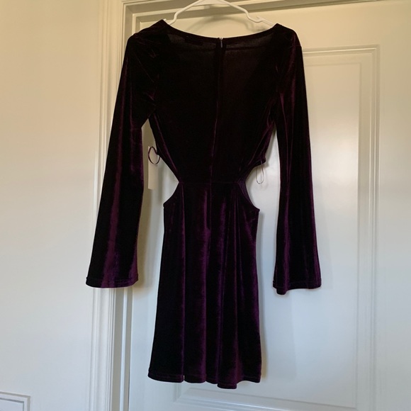 Purple Velvet Dress - Picture 4 of 4
